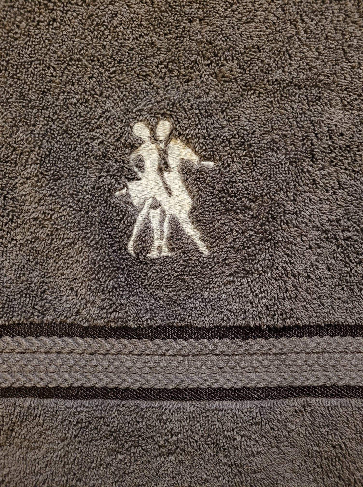 Dancing Couple Silhouette (Man Tail Suit) Towel