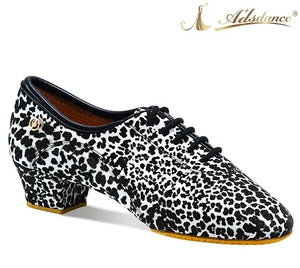 ADS Japan Women's Black & White Panther Print Practice Shoes